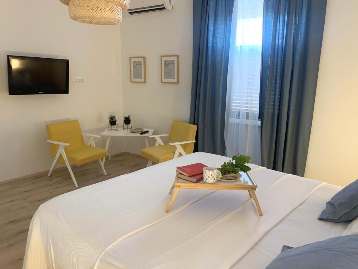 Ra City Garden Suite Πούλα Εξωτερικό φωτογραφία